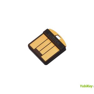 Varnostni ključ Yubico YubiKey 5 Nano, USB-A, črn